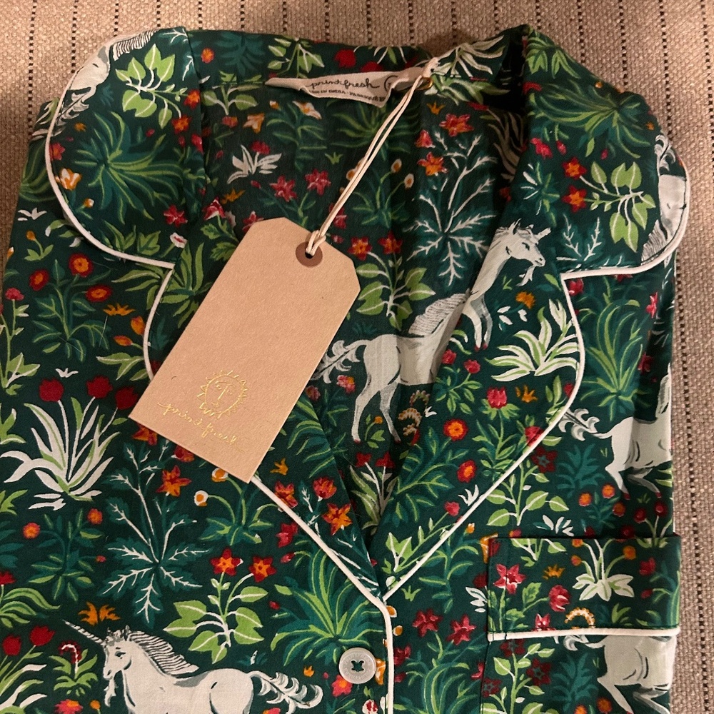 Printfresh pajama set. NWT. Unicorn’s Garden pattern in green. Size XS.